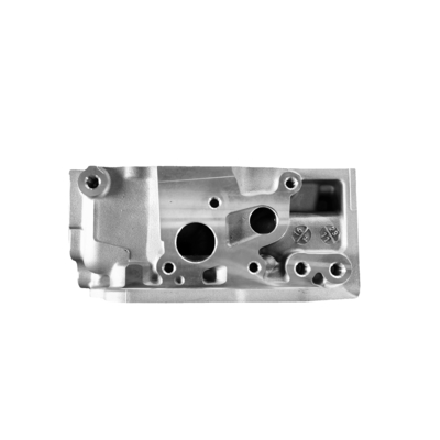 Le moteur est équipé d'un moteur à combustion interne.